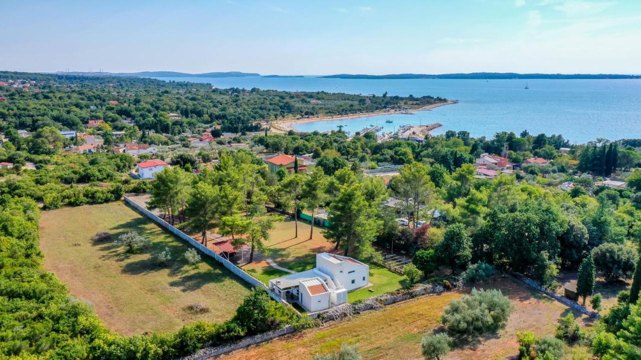 Shimunelka Перой Екстер'єр фото